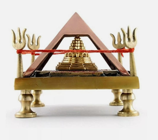 Shri Vastu Dosh Nivaran Yantra Chowki In Brass / Shree Yantra Chowki